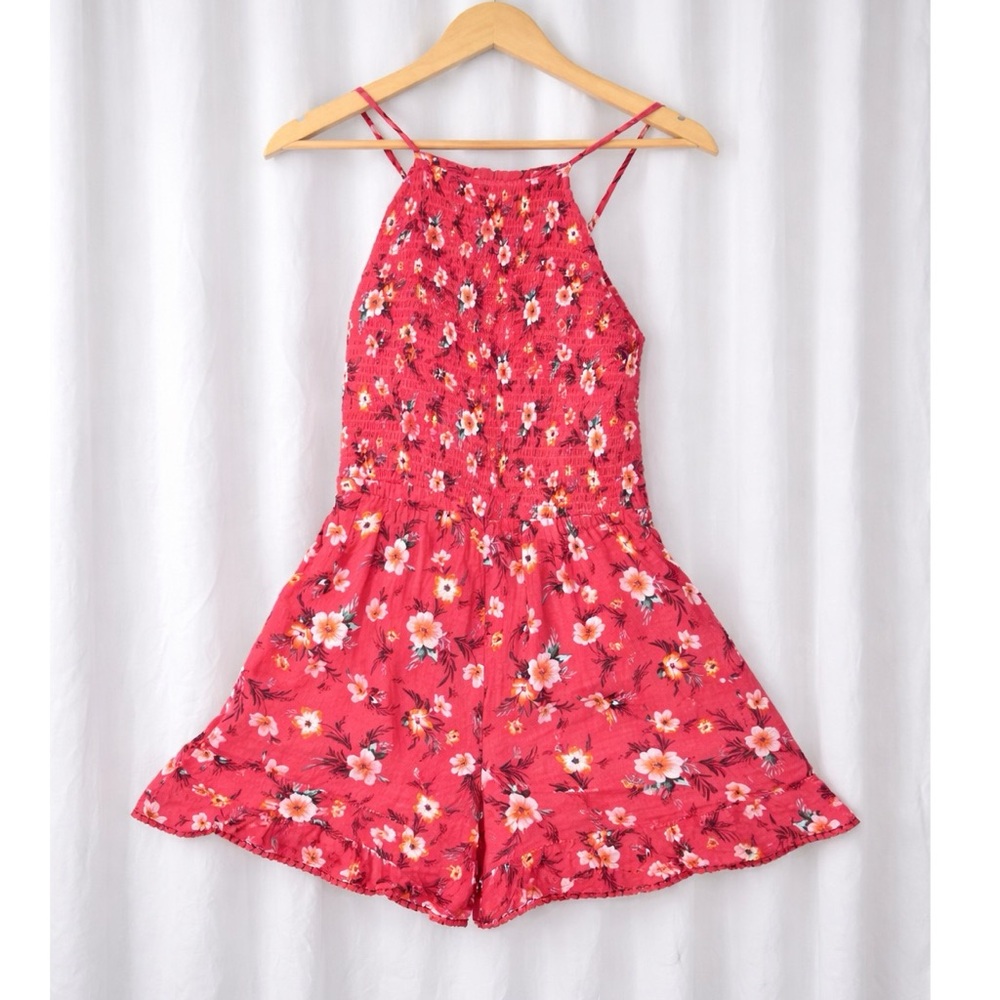 American Eagle Coral Colored Floral Romper - Size M